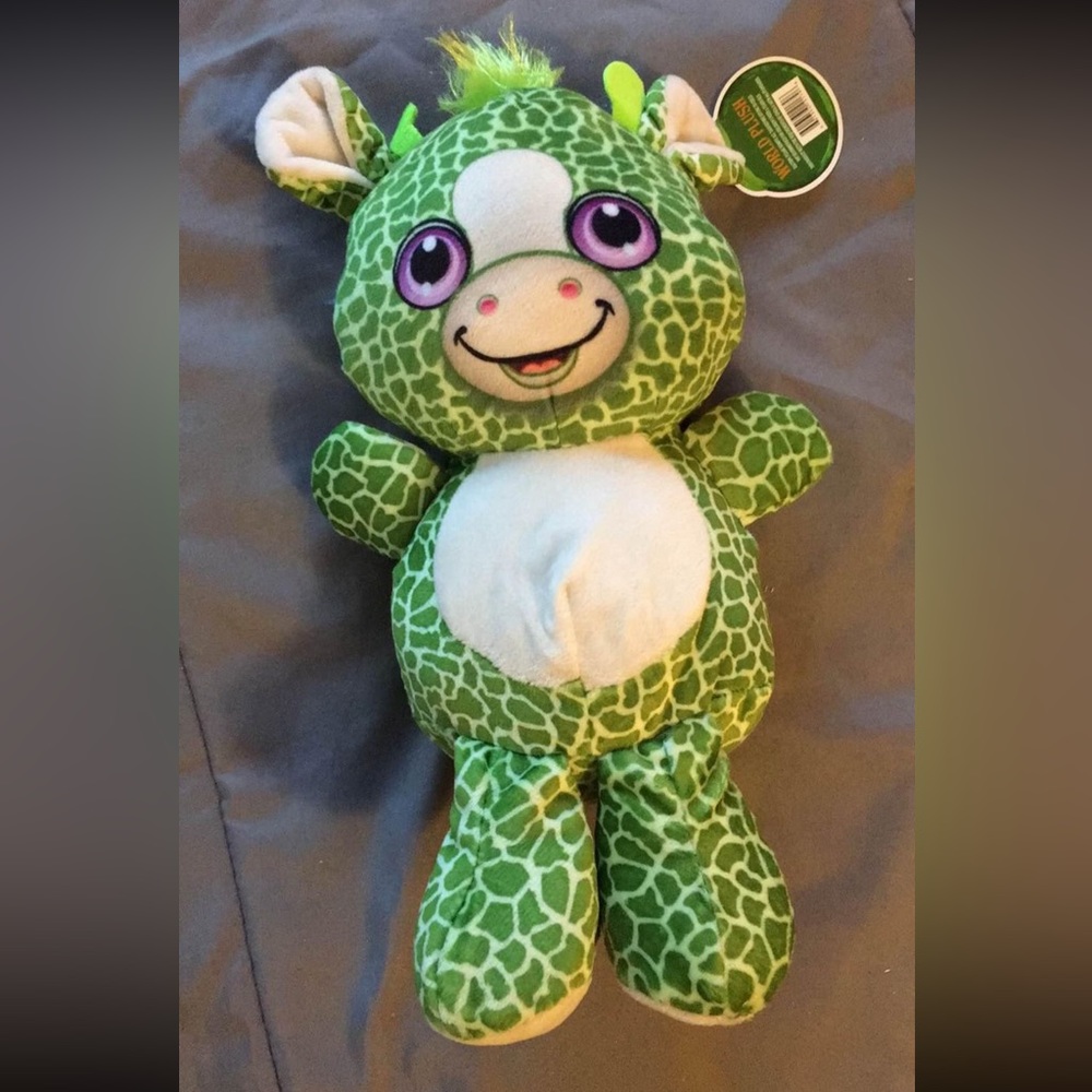 World Plush Green Giraffe Animal Pal ⭐️NWT⭐️